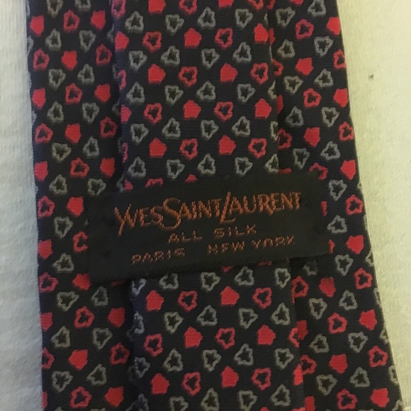 YSL Geometric Pattern Tie! - Picture 4 of 4